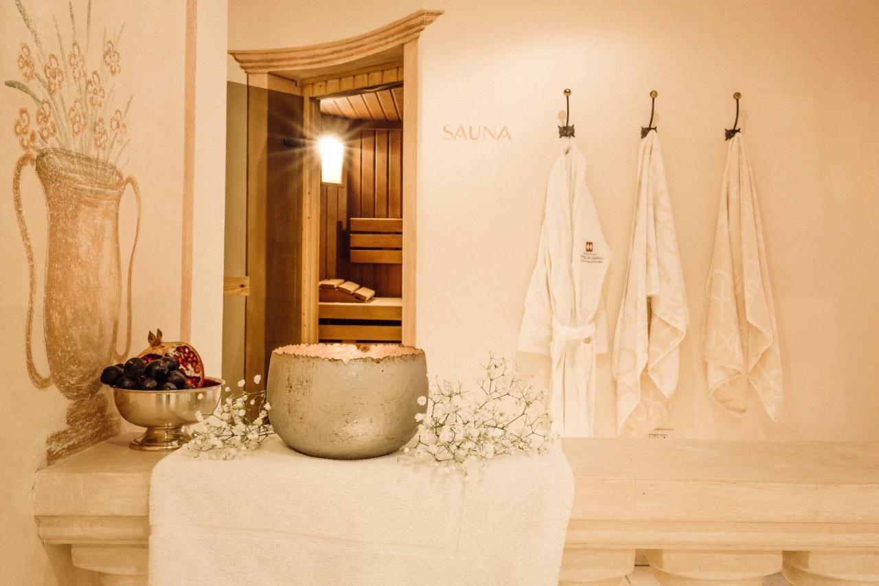 Hotel Castel Rundegg (Adults Only) Merano Exterior photo