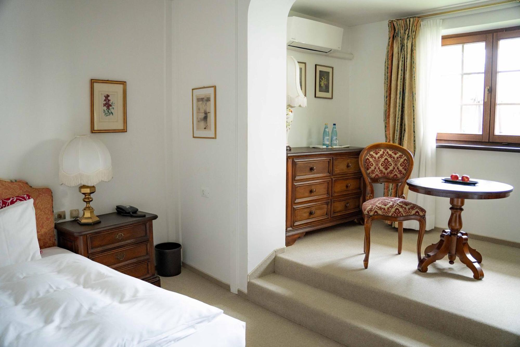 Hotel Castel Rundegg (Adults Only) Merano Exterior photo