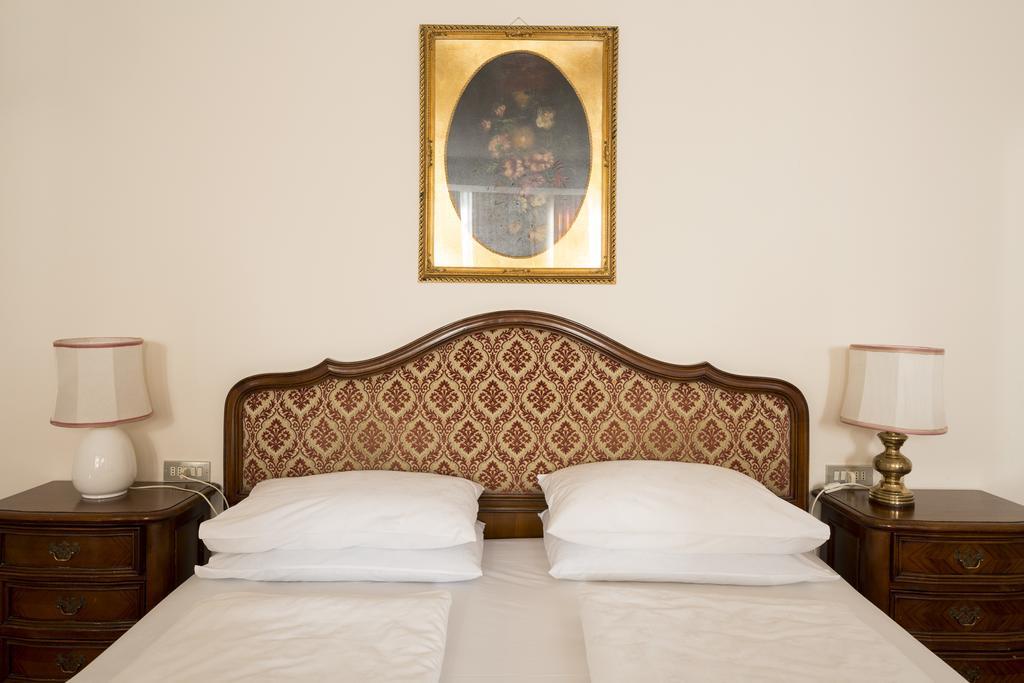 Hotel Castel Rundegg (Adults Only) Merano Exterior photo