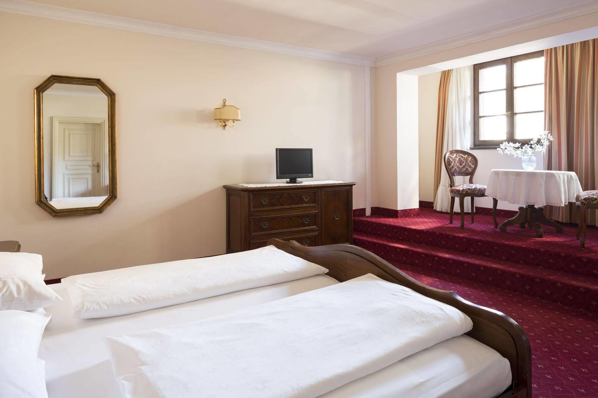 Hotel Castel Rundegg (Adults Only) Merano Exterior photo
